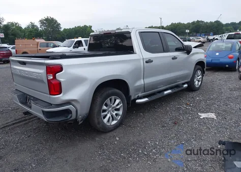 2020 Chevrolet Silverado 1500 4Wd Short Bed Custom z USA, uszkodzony, nr VIN 3GCPYBEK1LG149174